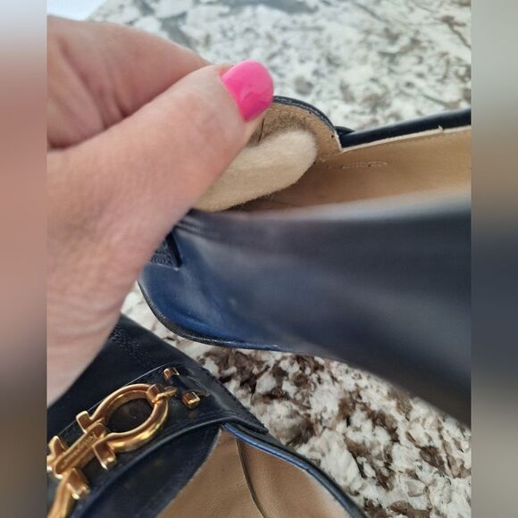 Salvatore Ferragamo Blue ‎ Leather Flat Size 8 AA - Picture 10 of 14